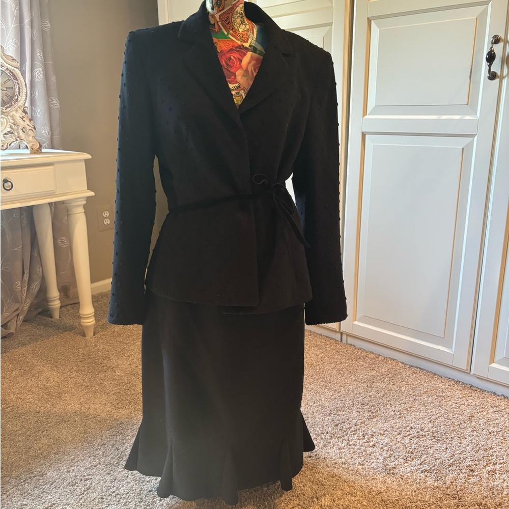 Nipon Boutique 2 piece skirt suit 10P